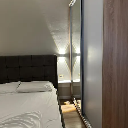 Oazi House Wlora