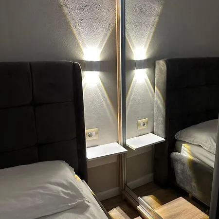 Apartament Oazi House