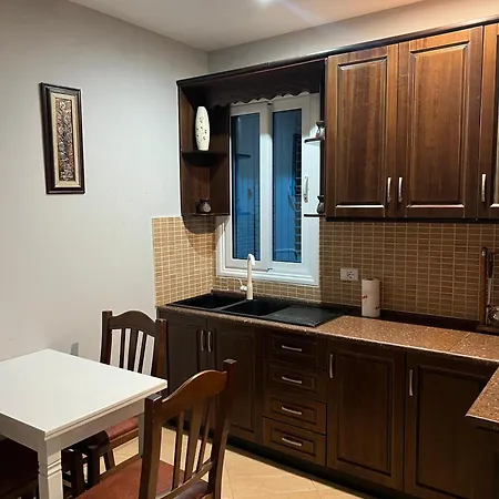 Apartament Oazi House *