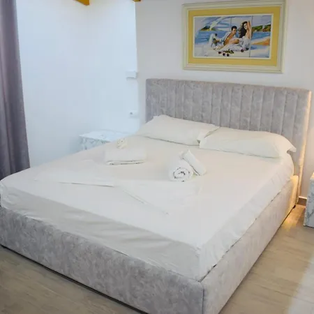 아파트 Oazi House Vlorë
