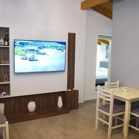 아파트 Oazi House Vlorë
