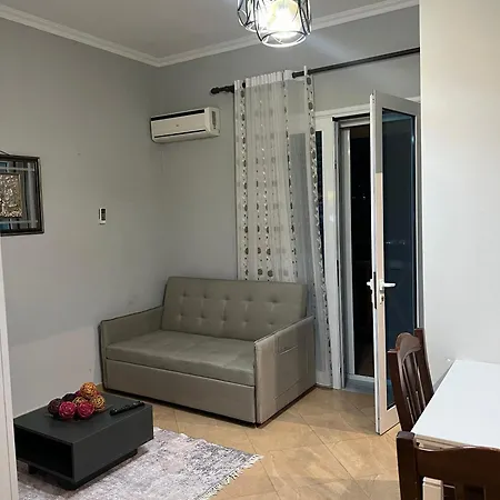 Oazi House * Vlorë