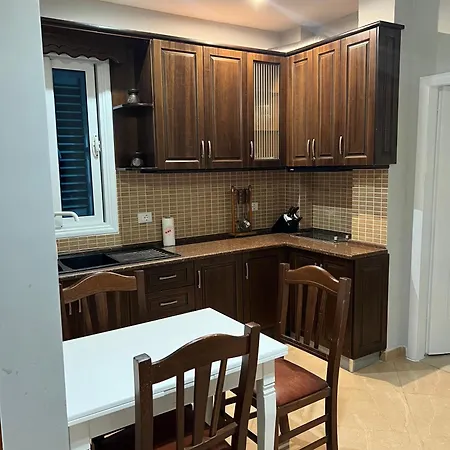 Oazi House 아파트 Vlorë
